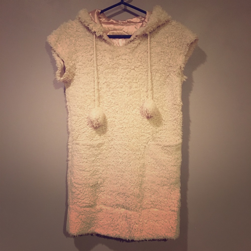 Fuzzy hooded top/mini dress - Small (Japanese M)